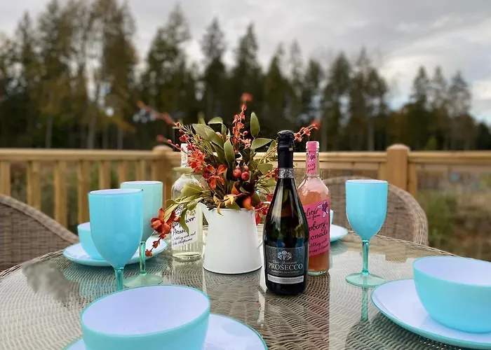 Holicarrs - Gingerlily Riccall